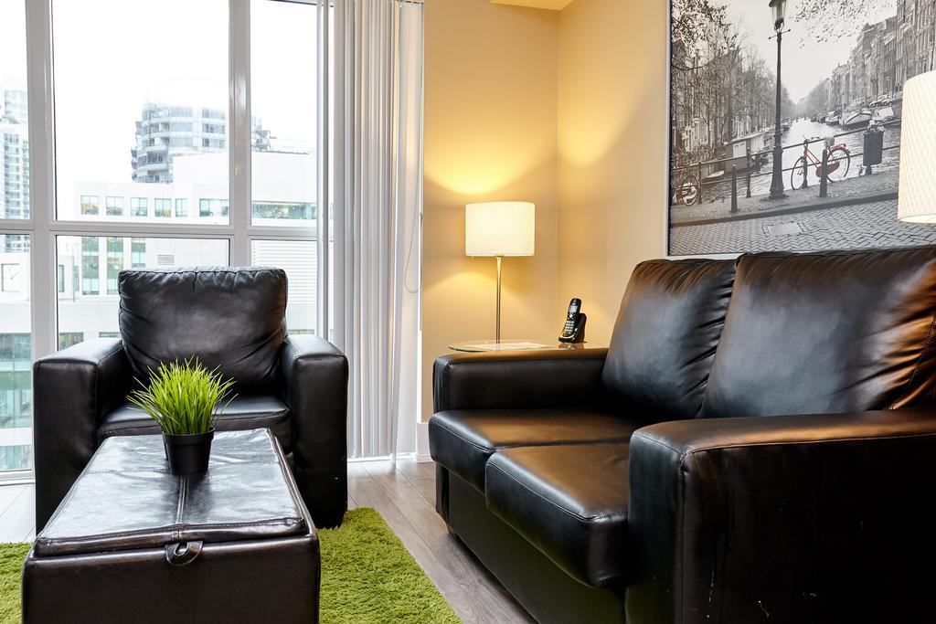 Atlas Suites - Cn Tower & Convention Centre Toronto Eksteriør billede