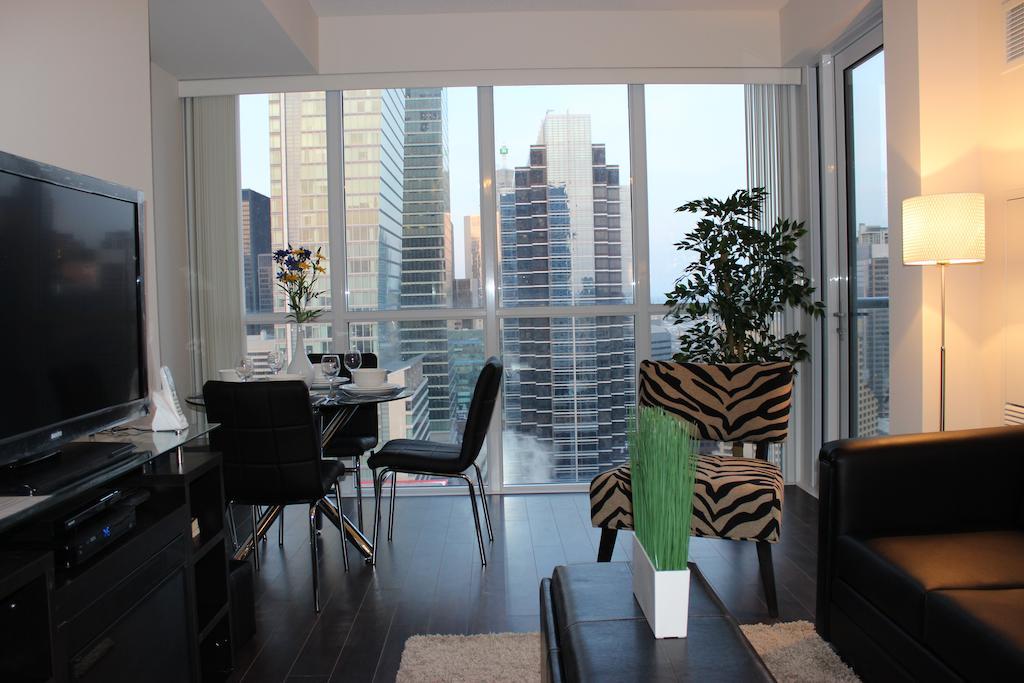 Atlas Suites - Cn Tower & Convention Centre Toronto Værelse billede