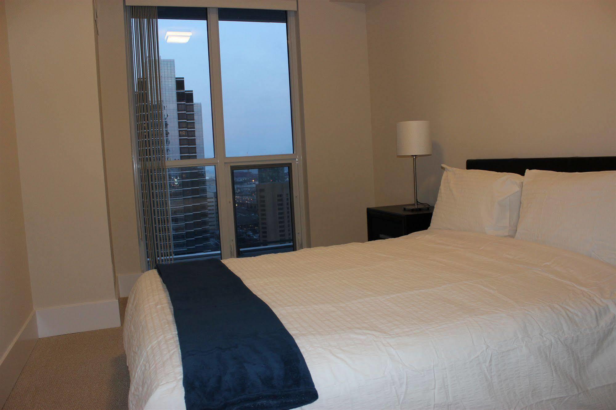 Atlas Suites - Cn Tower & Convention Centre Toronto Eksteriør billede